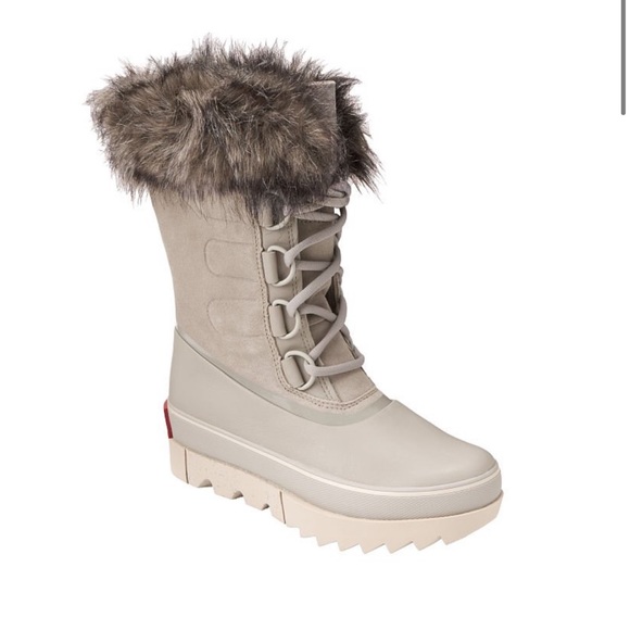 Joan of Arctic sorel boots - Picture 2 of 7